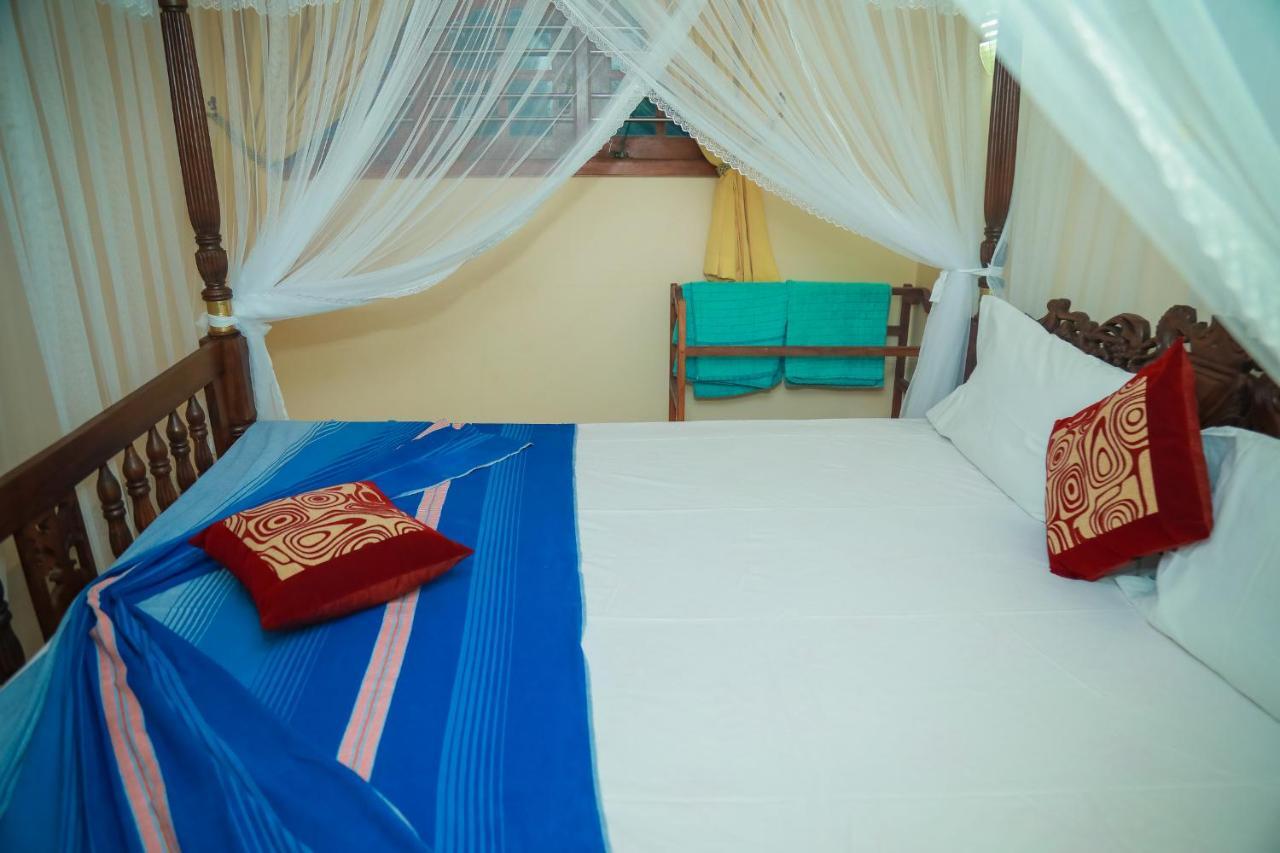 Hasaranga Holiday House ฮิกคาดูวา ภายนอก รูปภาพ